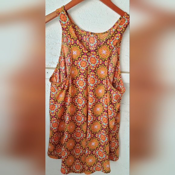 Xhilaration Razor back Tank - Picture 2 of 5